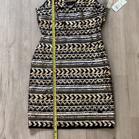 NWT GIANNI BINI GB BLACK AND GOLD SEQUENCE EMBELLISHED COCKTAIL DRESS SZ M - Picture 13 of 16